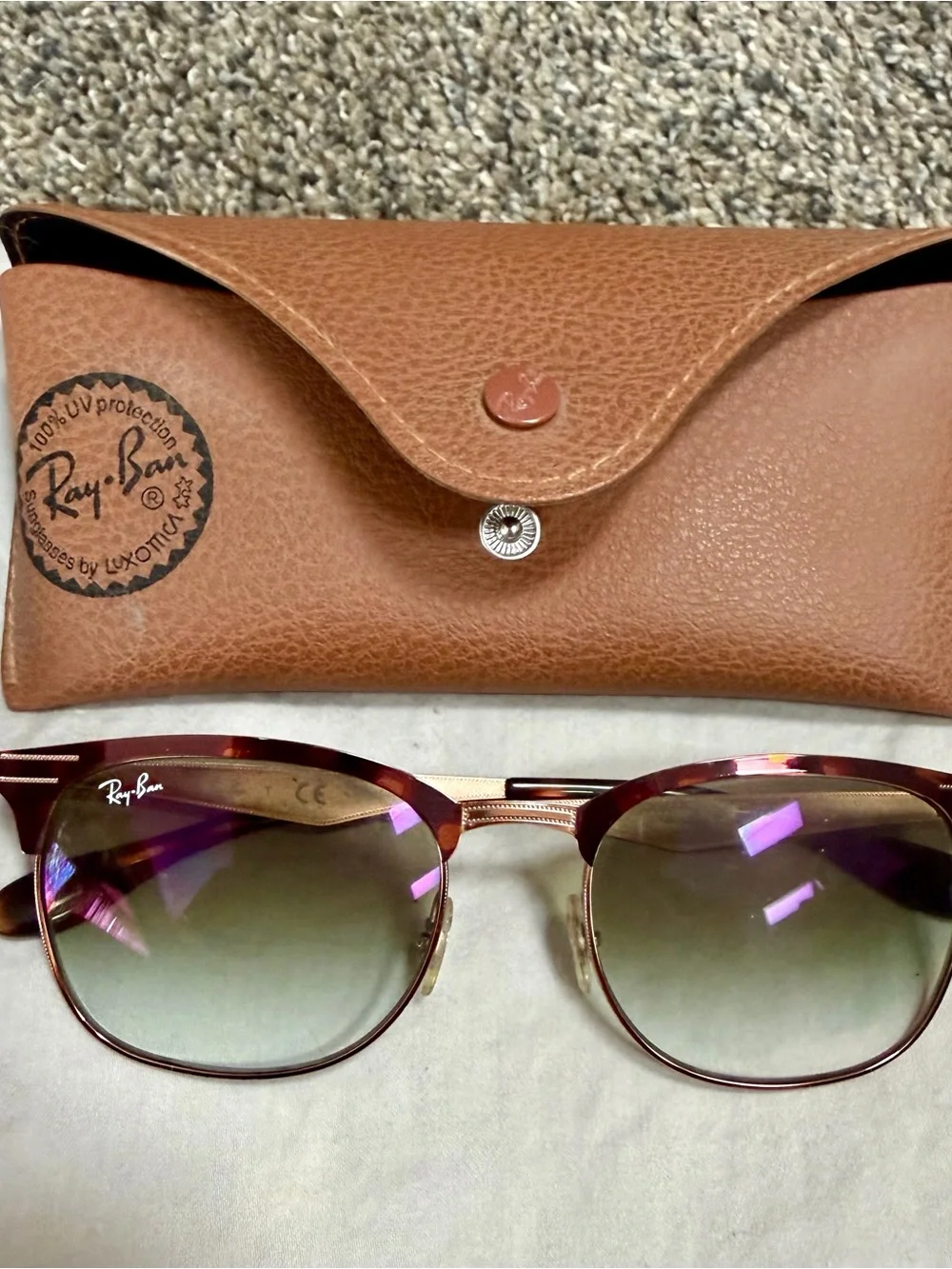 Ray-Ban Women’s Brown Frame with Green Gradient Lens Sunglasses